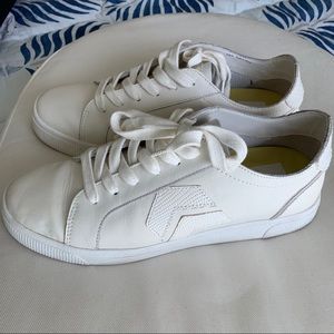 Dolce Vita Zaga Sneakers- Size 9